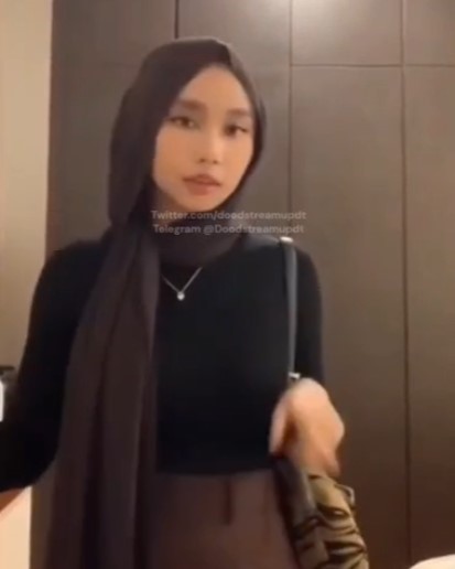 Viral ABG Hijab Tutorial Wiwik Sampe Puas Top Trending Global Indonesia 2025