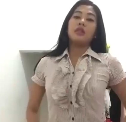 Viral Pacar Abg Cantik 2025 Video Terbaru Indo Spg Mobil Listrik Cina Yang Masih Gurih Dan Kriuk Jadi Pusat Perhatian Global Trending Top New 21