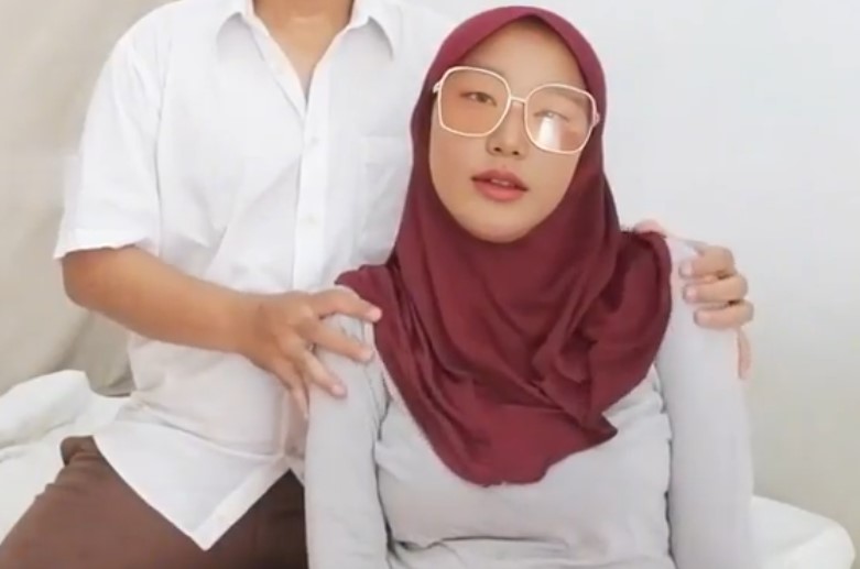 Mas Paijo Pijat Bumil Dikasih Bonus Iclik Gratis