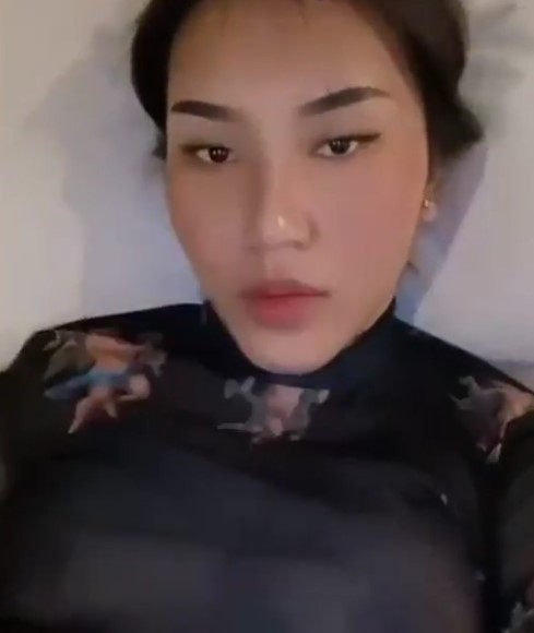 Pulang Kerja Tante Icha Check In Hotel Bareng Selingkuhan Orang Jepang Viral