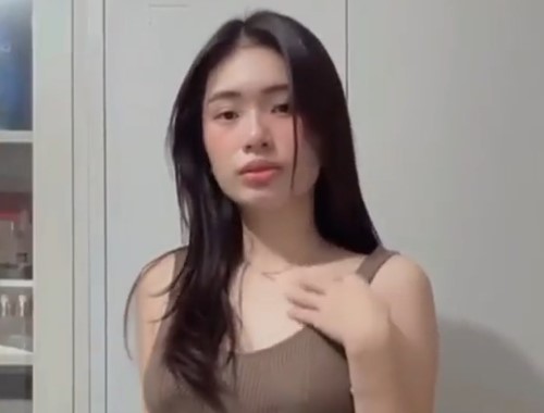 Tiktoker Cindo Itsveka Spill Apem Pink Mulus Banget