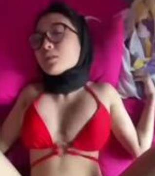 News Viral Wiwik Fyp Baju Dinas Merah Gemoy Mahasiswi Pasuruan Uhty Hijab Tenggelam Dalam Hasrat One For All Indonesia Trending Official Abg SMP