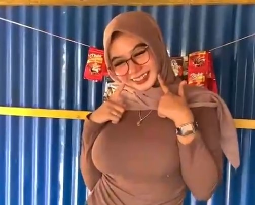 New Tiktok Viral 2025 Ukhti Selebgram Tiktokers Winda Cann Penjual Jus Buah Senam Jari Tersebar Abg Top Sma Smp Wiwik Trending